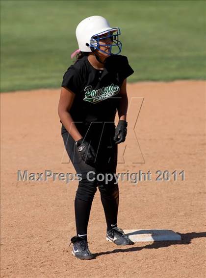 Thumbnail 3 in Pomona Catholic vs. Bellarmine-Jefferson (CIF SS D7 Final) photogallery.