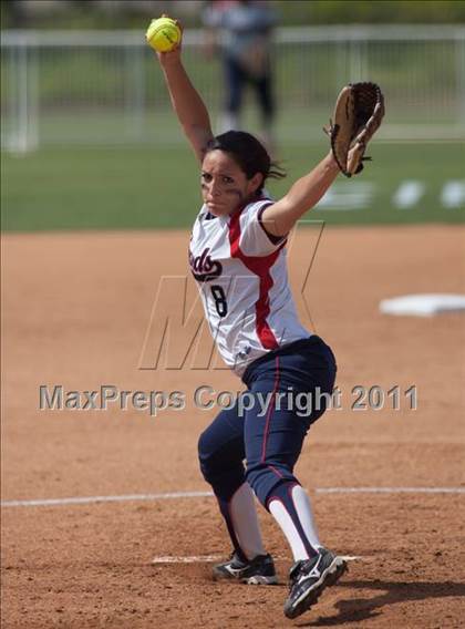 Thumbnail 2 in Pomona Catholic vs. Bellarmine-Jefferson (CIF SS D7 Final) photogallery.