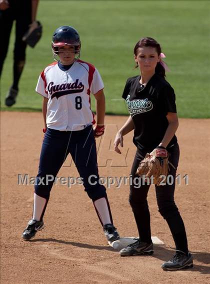 Thumbnail 1 in Pomona Catholic vs. Bellarmine-Jefferson (CIF SS D7 Final) photogallery.