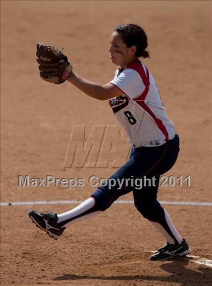 Thumbnail 1 in Pomona Catholic vs. Bellarmine-Jefferson (CIF SS D7 Final) photogallery.