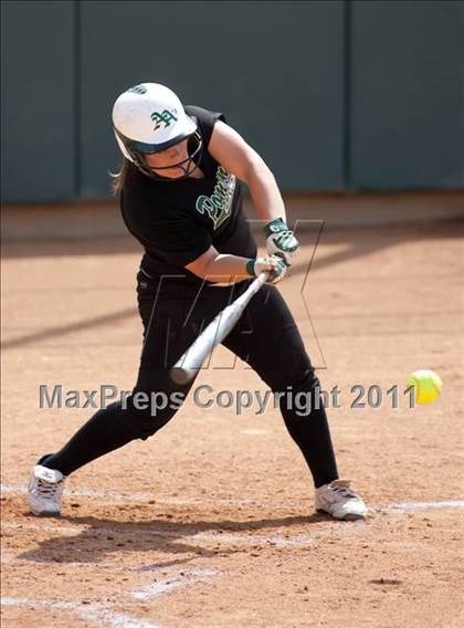 Thumbnail 1 in Pomona Catholic vs. Bellarmine-Jefferson (CIF SS D7 Final) photogallery.