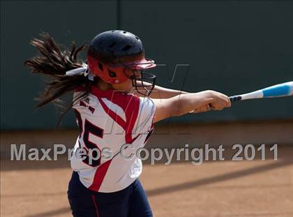 Thumbnail 3 in Pomona Catholic vs. Bellarmine-Jefferson (CIF SS D7 Final) photogallery.