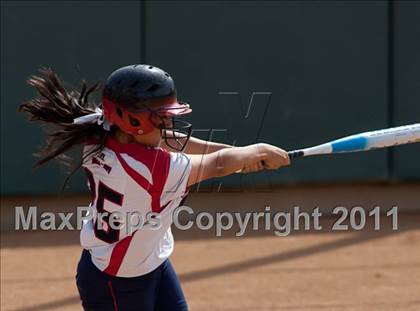 Thumbnail 1 in Pomona Catholic vs. Bellarmine-Jefferson (CIF SS D7 Final) photogallery.
