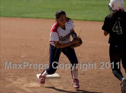 Thumbnail 3 in Pomona Catholic vs. Bellarmine-Jefferson (CIF SS D7 Final) photogallery.