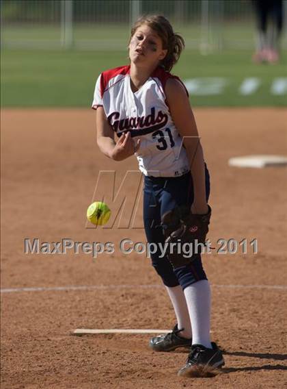 Thumbnail 1 in Pomona Catholic vs. Bellarmine-Jefferson (CIF SS D7 Final) photogallery.