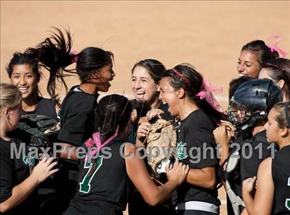 Thumbnail 1 in Pomona Catholic vs. Bellarmine-Jefferson (CIF SS D7 Final) photogallery.