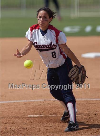 Thumbnail 1 in Pomona Catholic vs. Bellarmine-Jefferson (CIF SS D7 Final) photogallery.