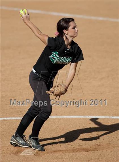 Thumbnail 2 in Pomona Catholic vs. Bellarmine-Jefferson (CIF SS D7 Final) photogallery.