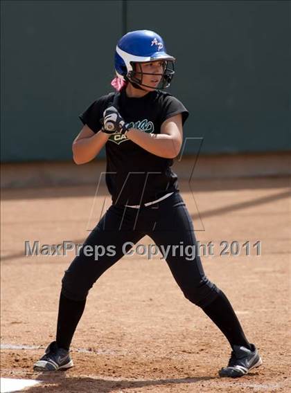 Thumbnail 1 in Pomona Catholic vs. Bellarmine-Jefferson (CIF SS D7 Final) photogallery.