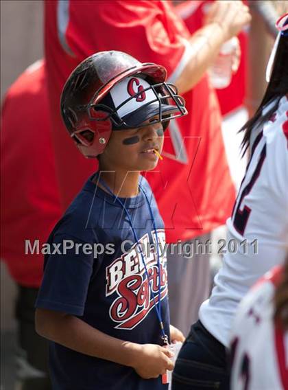 Thumbnail 3 in Pomona Catholic vs. Bellarmine-Jefferson (CIF SS D7 Final) photogallery.