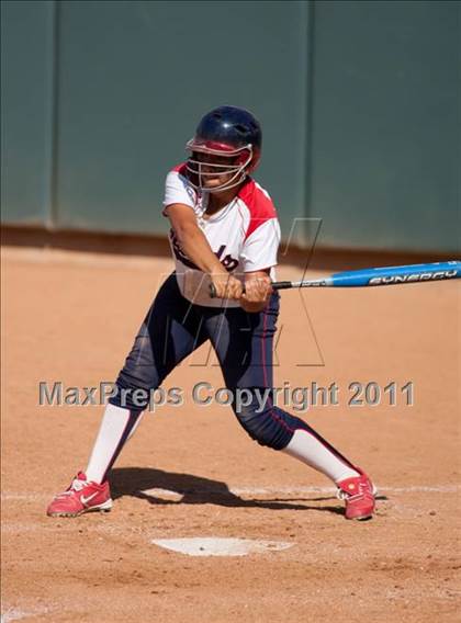Thumbnail 1 in Pomona Catholic vs. Bellarmine-Jefferson (CIF SS D7 Final) photogallery.