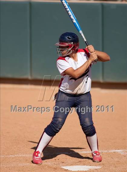 Thumbnail 2 in Pomona Catholic vs. Bellarmine-Jefferson (CIF SS D7 Final) photogallery.