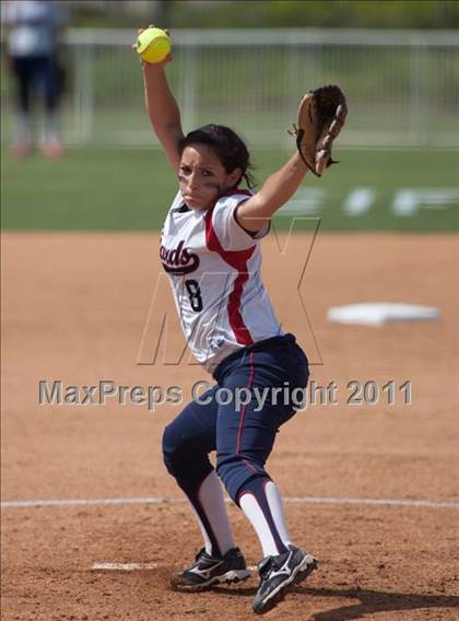 Thumbnail 3 in Pomona Catholic vs. Bellarmine-Jefferson (CIF SS D7 Final) photogallery.