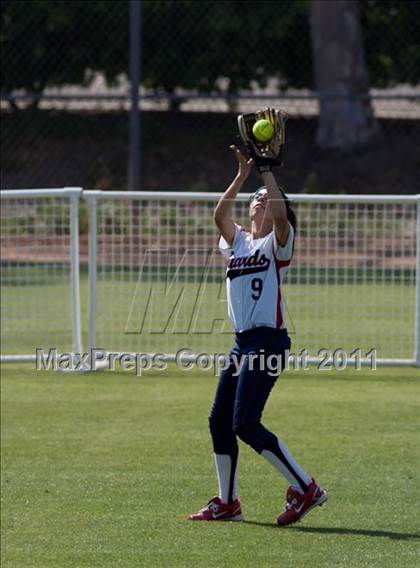 Thumbnail 2 in Pomona Catholic vs. Bellarmine-Jefferson (CIF SS D7 Final) photogallery.