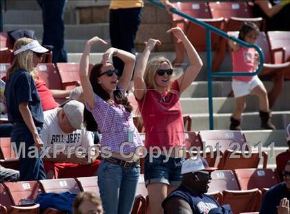 Thumbnail 3 in Pomona Catholic vs. Bellarmine-Jefferson (CIF SS D7 Final) photogallery.