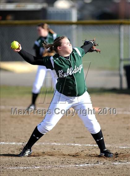 Thumbnail 1 in Mount Vernon @ Marysville-Pilchuck photogallery.