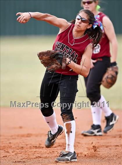 Thumbnail 1 in Keller Central vs. Southwest Christian (Mansfield Tournament) photogallery.