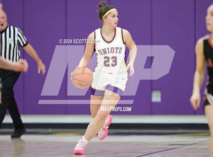 Thumbnail 2 in Amanda-Clearcreek @ Unioto photogallery.
