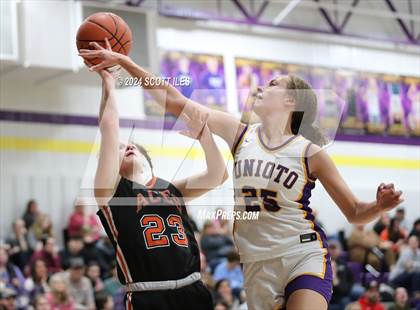 Thumbnail 3 in Amanda-Clearcreek @ Unioto photogallery.