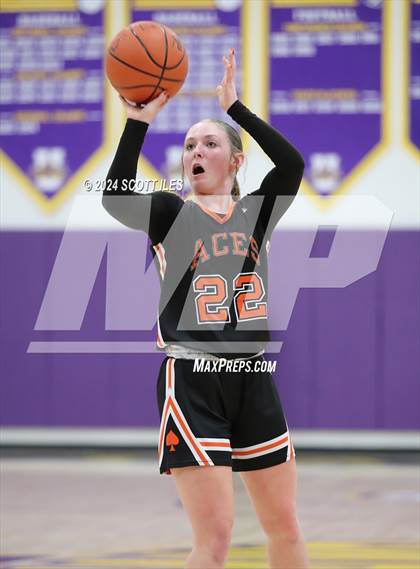 Thumbnail 1 in Amanda-Clearcreek @ Unioto photogallery.