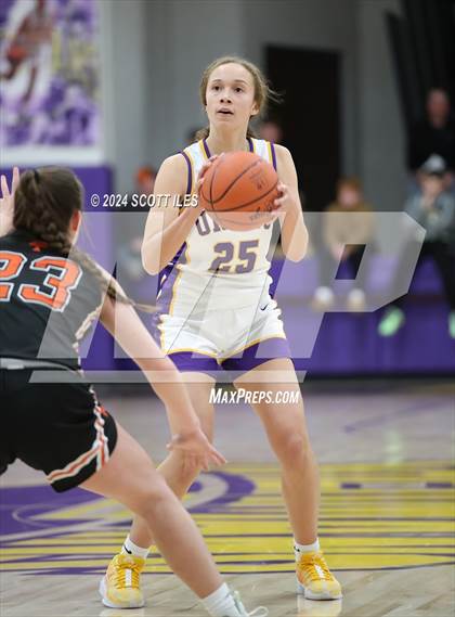 Thumbnail 3 in Amanda-Clearcreek @ Unioto photogallery.