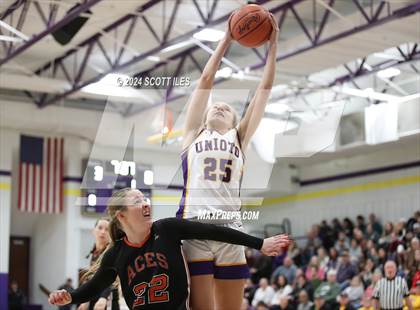 Thumbnail 3 in Amanda-Clearcreek @ Unioto photogallery.