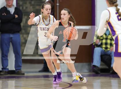Thumbnail 3 in Amanda-Clearcreek @ Unioto photogallery.