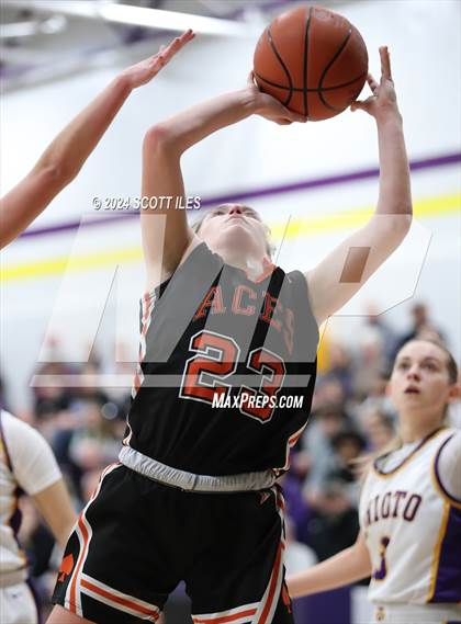 Thumbnail 1 in Amanda-Clearcreek @ Unioto photogallery.