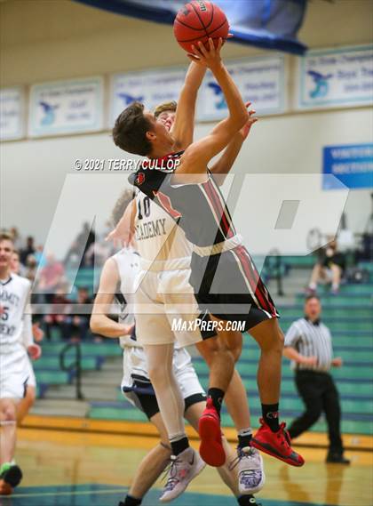 Thumbnail 3 in Bear River vs. Summit Academy (Eagle Holiday Shootout) photogallery.