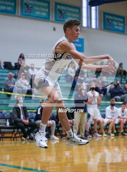Thumbnail 2 in Bear River vs. Summit Academy (Eagle Holiday Shootout) photogallery.