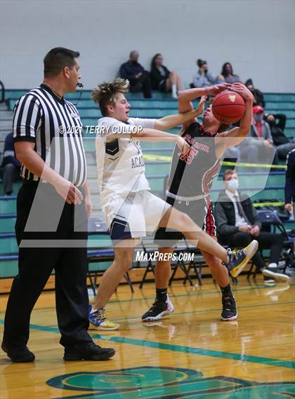 Thumbnail 3 in Bear River vs. Summit Academy (Eagle Holiday Shootout) photogallery.