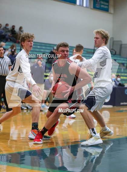 Thumbnail 2 in Bear River vs. Summit Academy (Eagle Holiday Shootout) photogallery.