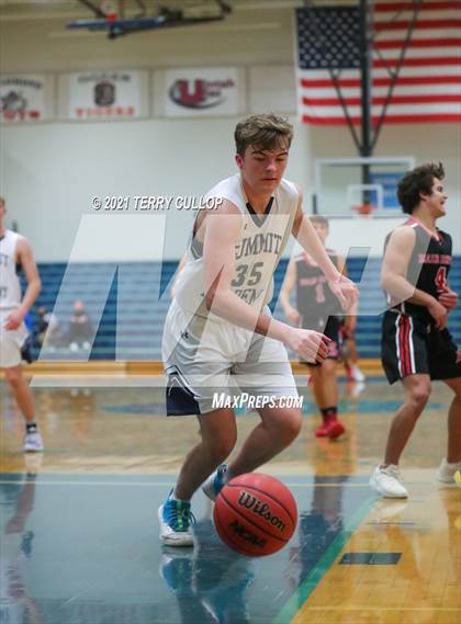 Thumbnail 2 in Bear River vs. Summit Academy (Eagle Holiday Shootout) photogallery.
