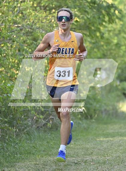 Thumbnail 2 in Delaware County Meet photogallery.