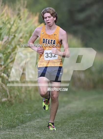 Thumbnail 2 in Delaware County Meet photogallery.