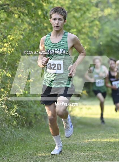 Thumbnail 1 in Delaware County Meet photogallery.