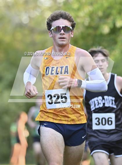 Thumbnail 3 in Delaware County Meet photogallery.