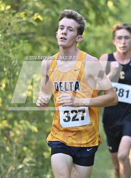 Thumbnail 1 in Delaware County Meet photogallery.