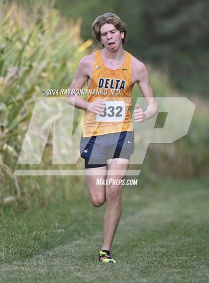 Thumbnail 1 in Delaware County Meet photogallery.