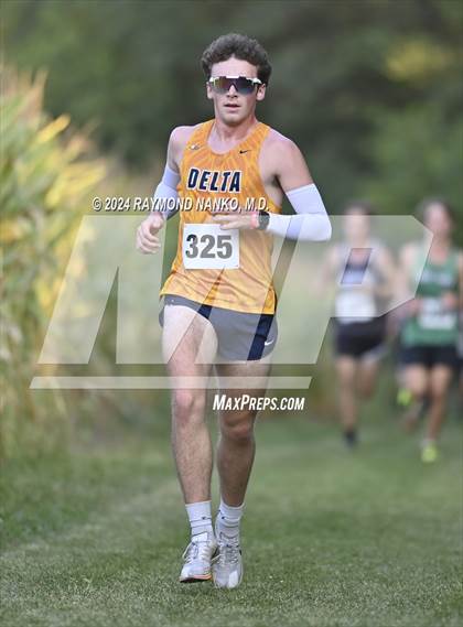 Thumbnail 3 in Delaware County Meet photogallery.