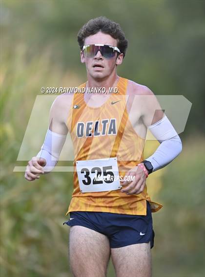 Thumbnail 1 in Delaware County Meet photogallery.