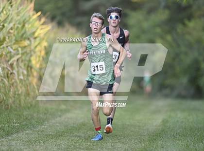 Thumbnail 3 in Delaware County Meet photogallery.