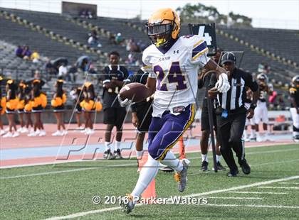 Thumbnail 2 in Edna Karr vs  Eleanor McMain (Tad Gormley Jamboree) photogallery.