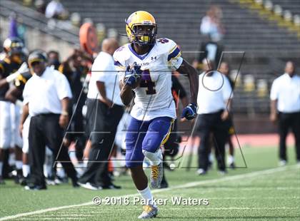 Thumbnail 3 in Edna Karr vs  Eleanor McMain (Tad Gormley Jamboree) photogallery.
