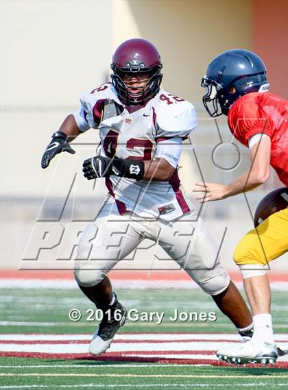 Thumbnail 2 in Whitney vs Oak Ridge scrimmage photogallery.