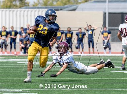 Thumbnail 2 in Whitney vs Oak Ridge scrimmage photogallery.
