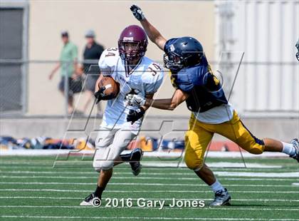 Thumbnail 1 in Whitney vs Oak Ridge scrimmage photogallery.