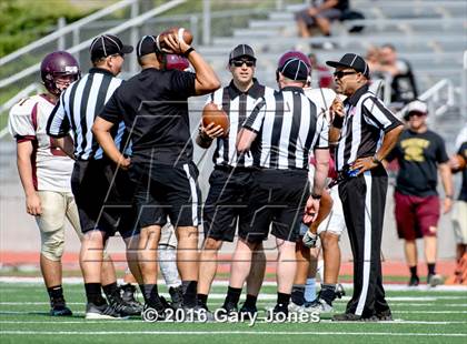 Thumbnail 1 in Whitney vs Oak Ridge scrimmage photogallery.