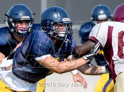 Thumbnail 1 in Whitney vs Oak Ridge scrimmage photogallery.