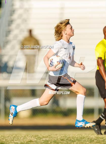 Thumbnail 3 in South View @ Jack Britt photogallery.